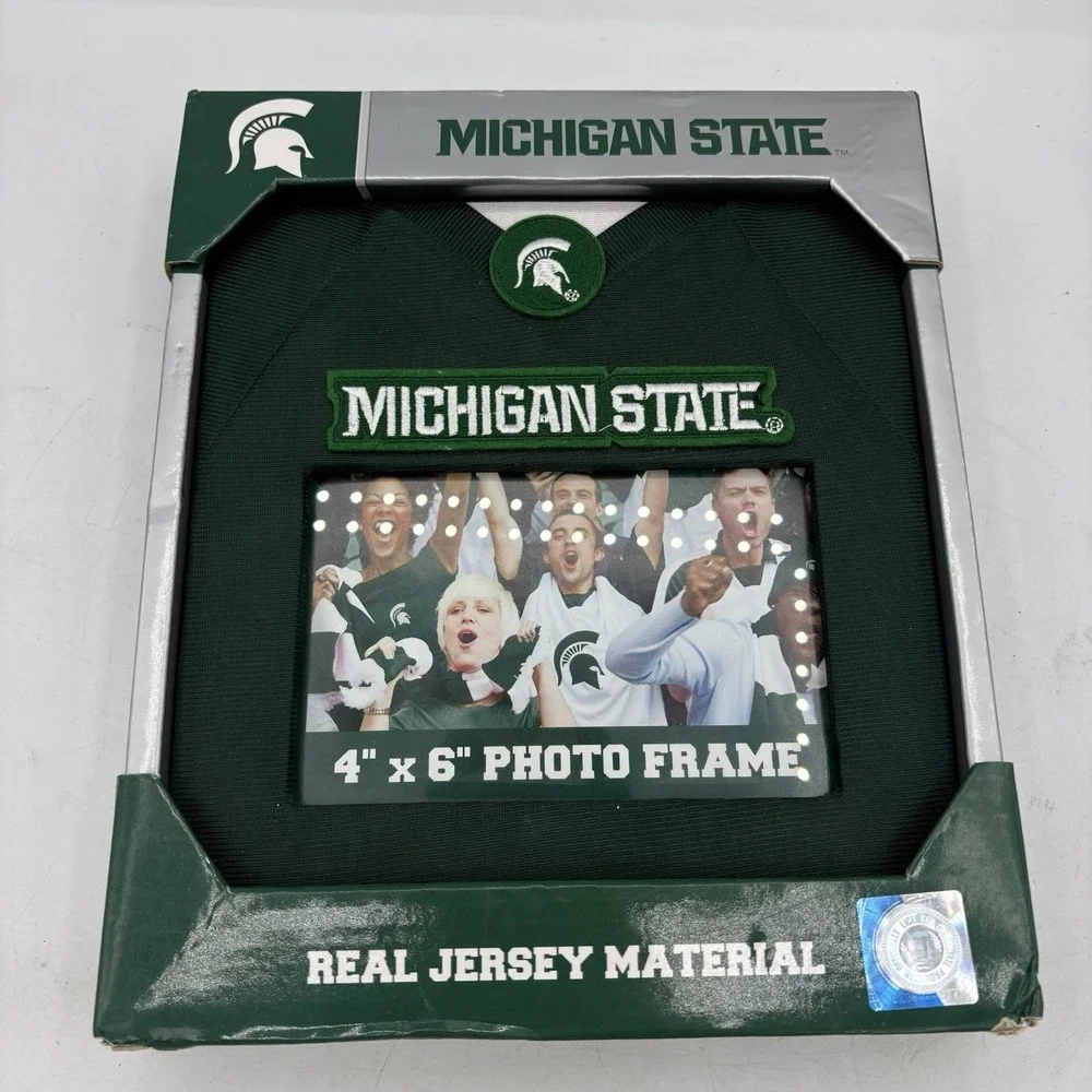 MasterPieces Photo Frame Michigan State Spartans NCAA Uniformed Jersey Grad Gift